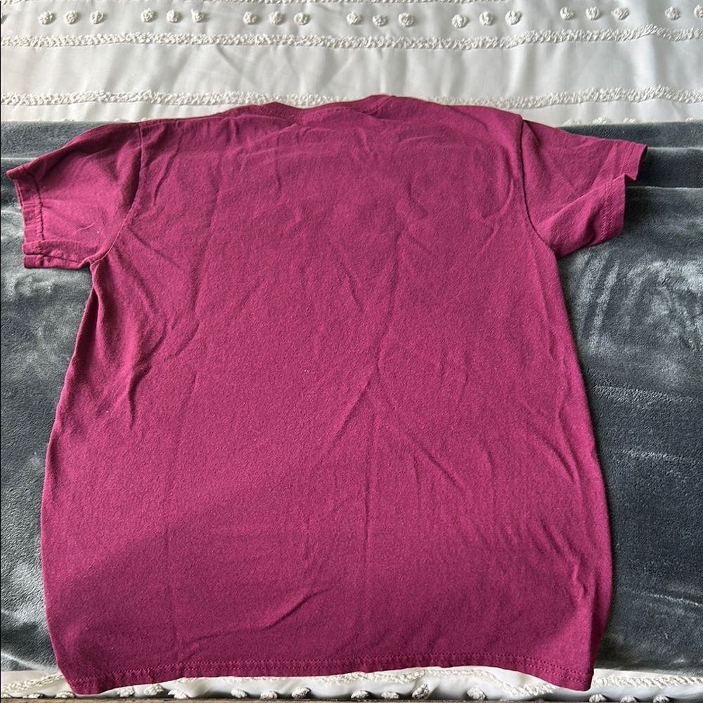 Harvard Maroon T-Shirt - Picture 6 of 6